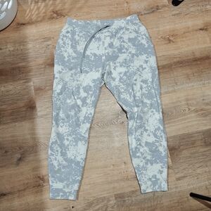 Lululemon City Sweat Joggers - Men's Large - White/Gray Camo Pattern - EUC